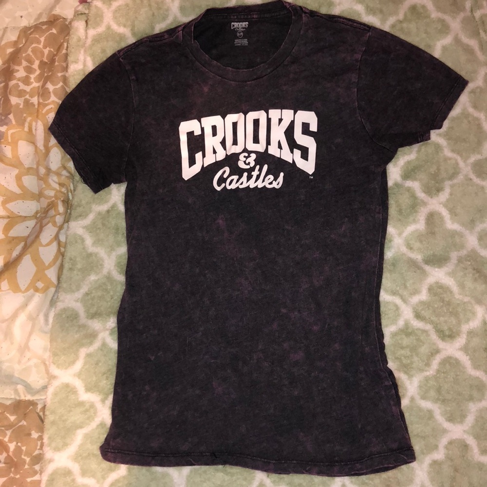 Crooks and castles T-shirt